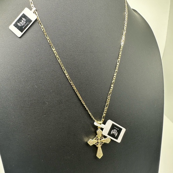 NWT Retail $153.98 Elegant Gift Cross Pendant Necklace W/ 20inch Chain - Picture 3 of 10